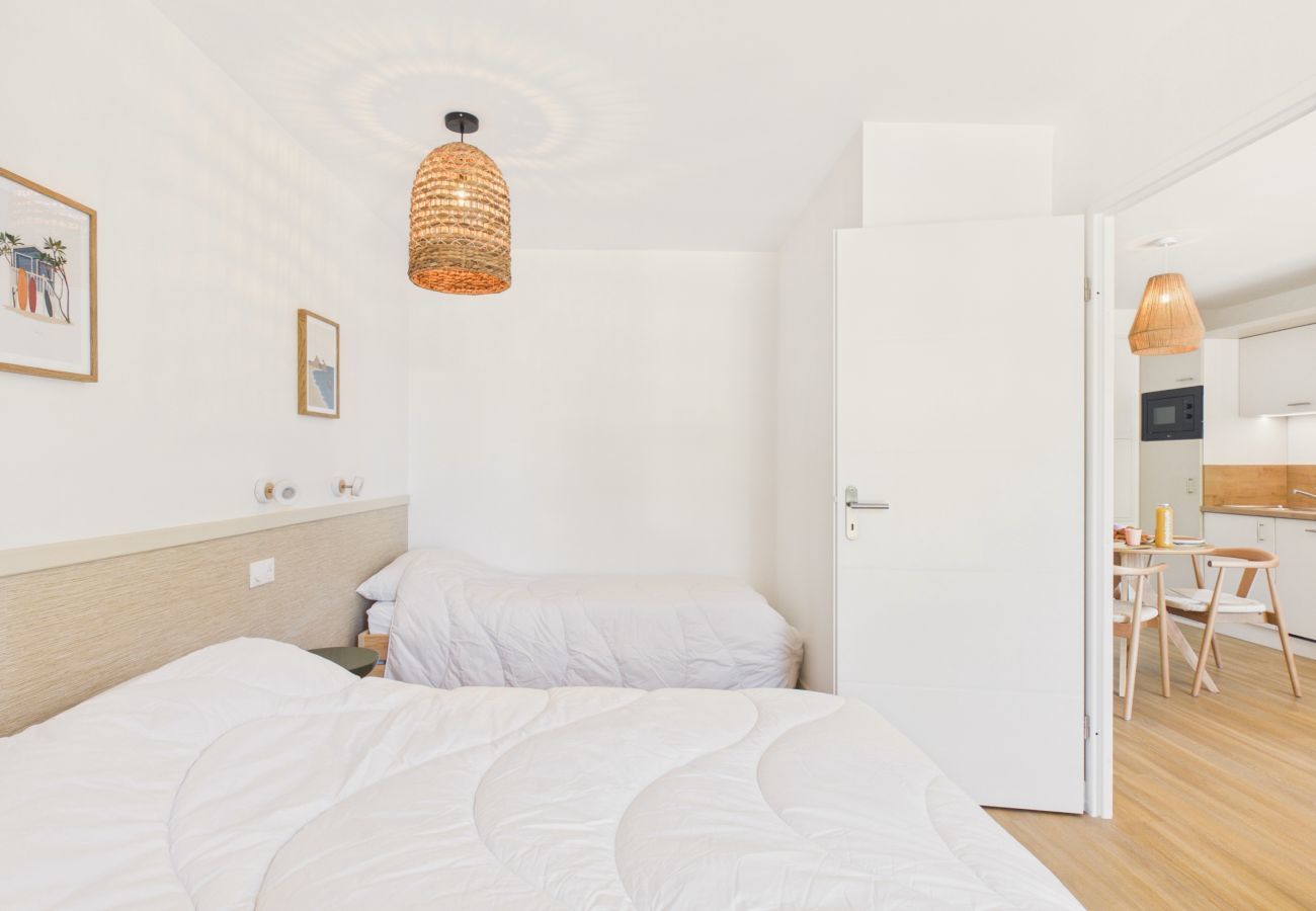 Apartment in Biscarrosse - Le Blowtail - flat for 4 - shared swimming pool