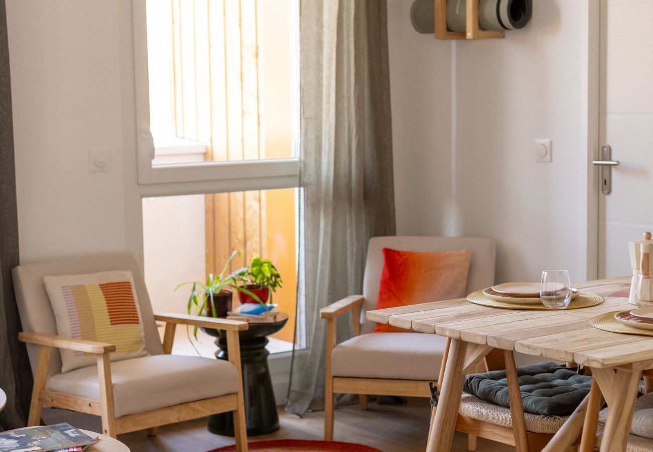 Apartment in Biscarrosse - La Vague Dorée - 6 guests - shared pool