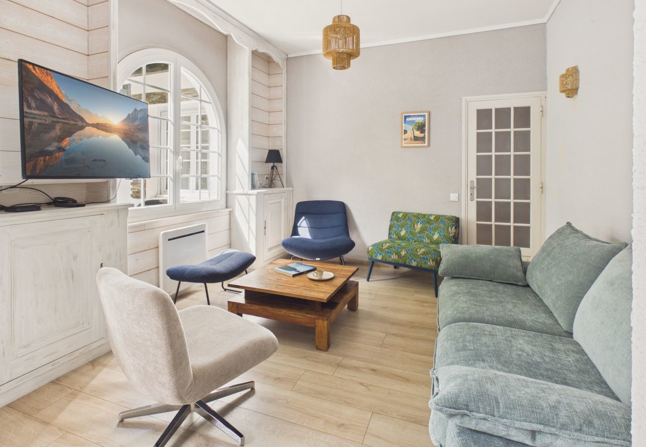 House in Andernos-les-Bains - 250m from sea, house 6 adults 2 kids