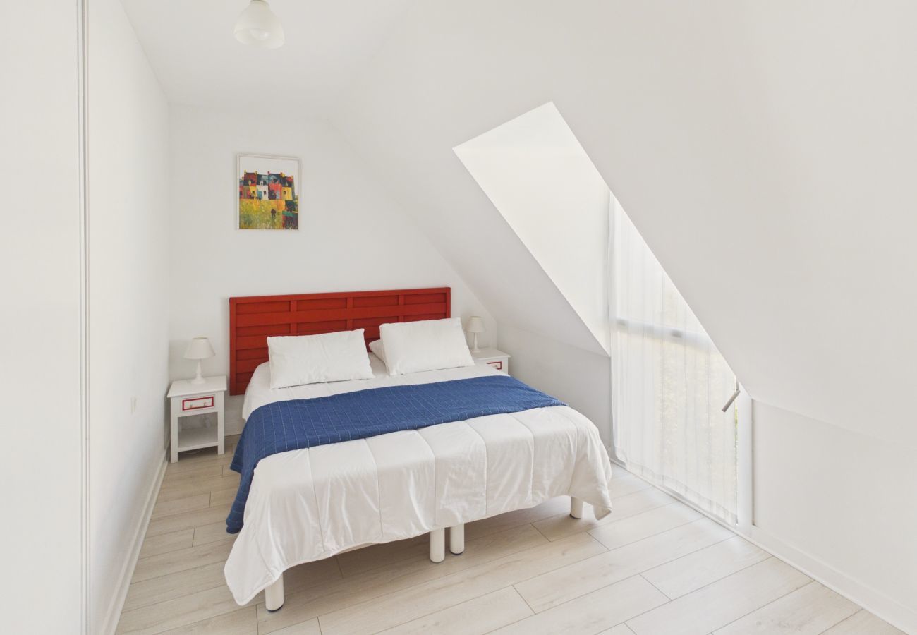 Terraced House in Le Guilvinec - House with green garden • 7 beds
