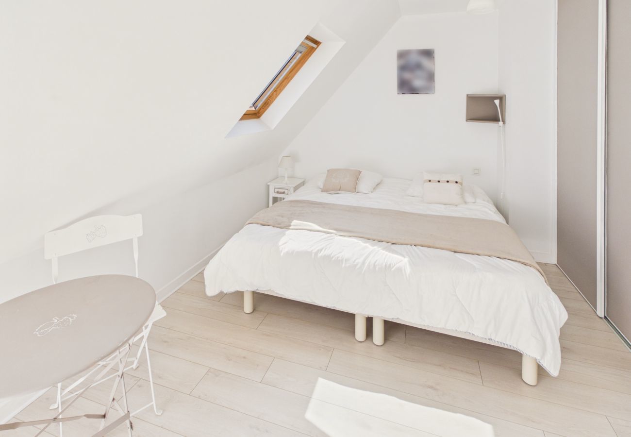 Terraced House in Le Guilvinec - House with green garden • 7 beds