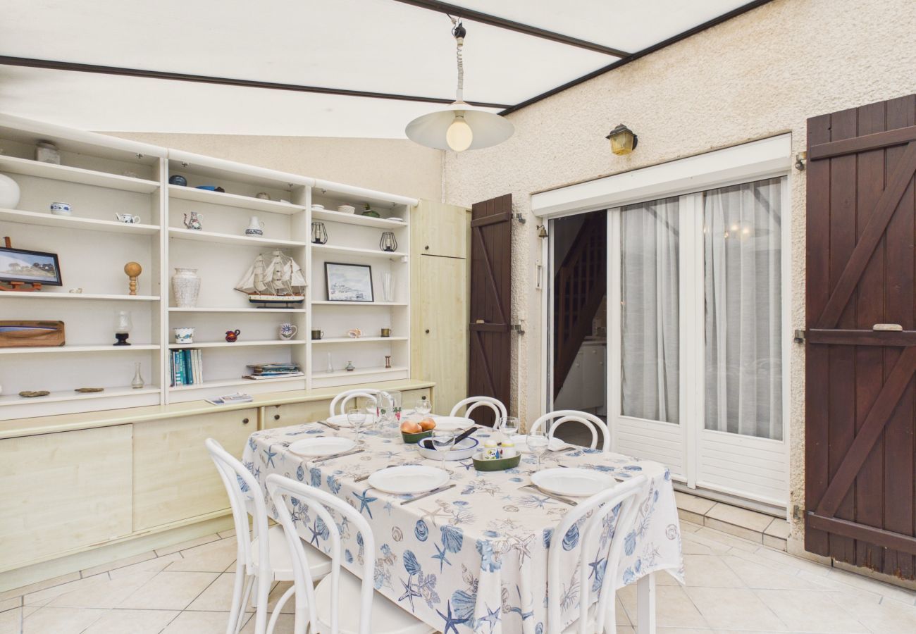 House in Sarzeau -  500 m from beach – House 4 adults and 2 children