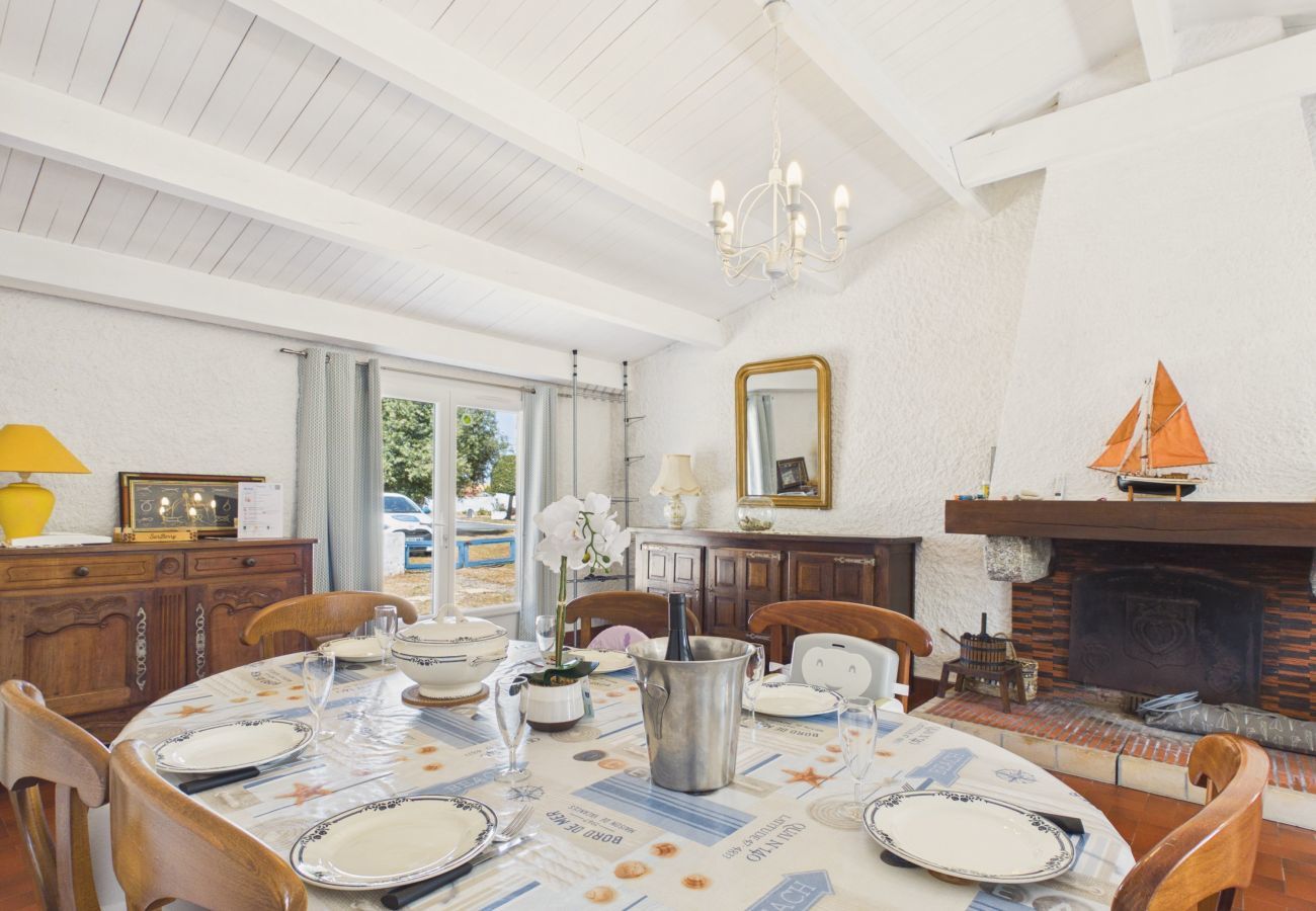 House in La Tranche-sur-Mer - 400m from beach, house for 4 adults/2 children