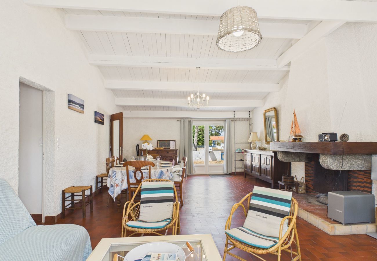 House in La Tranche-sur-Mer - 400m from beach, house for 4 adults/2 children