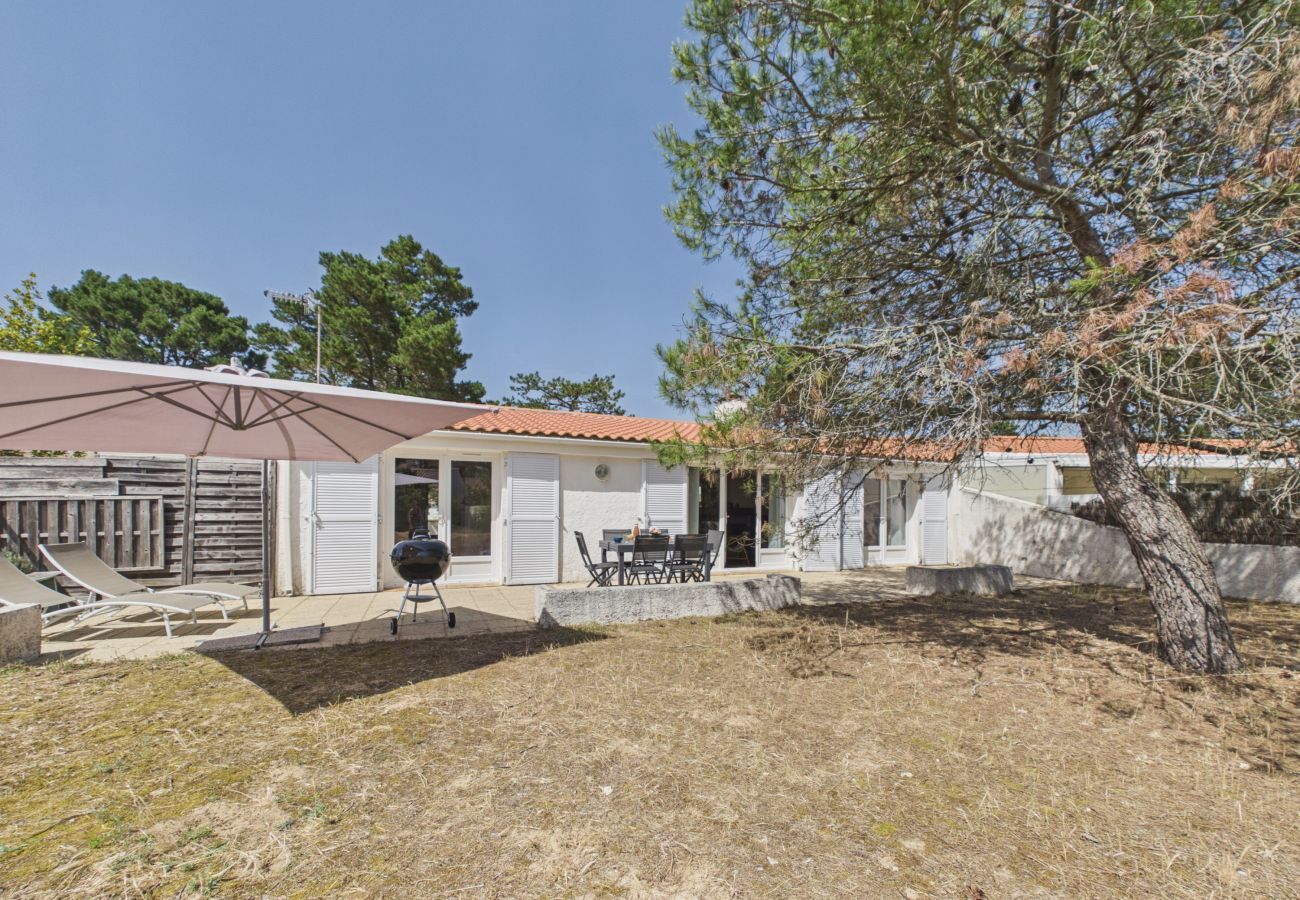 House in La Tranche-sur-Mer - 400m from beach, house for 4 adults/2 children