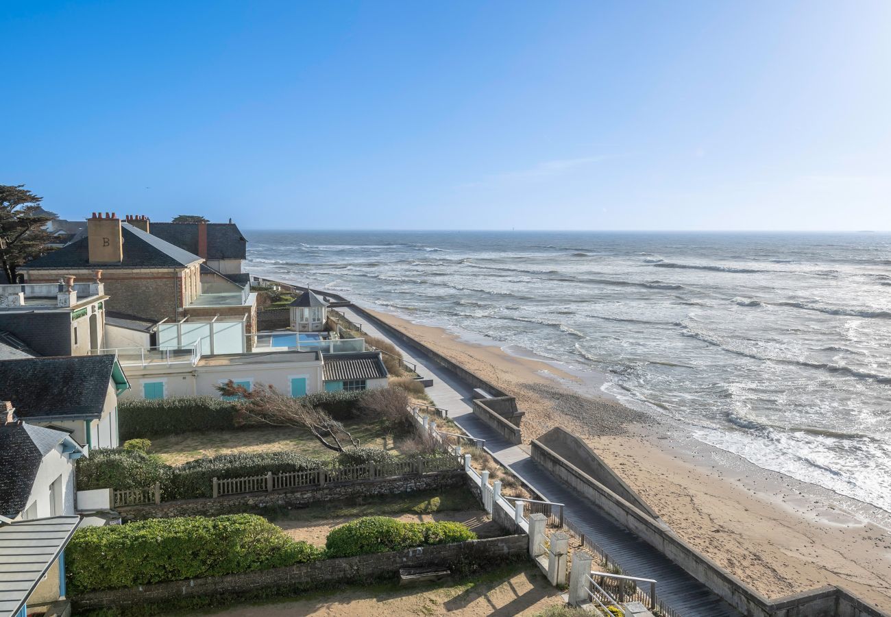 Apartment in Pornichet - Beach 500m away, duplex for 4, center city