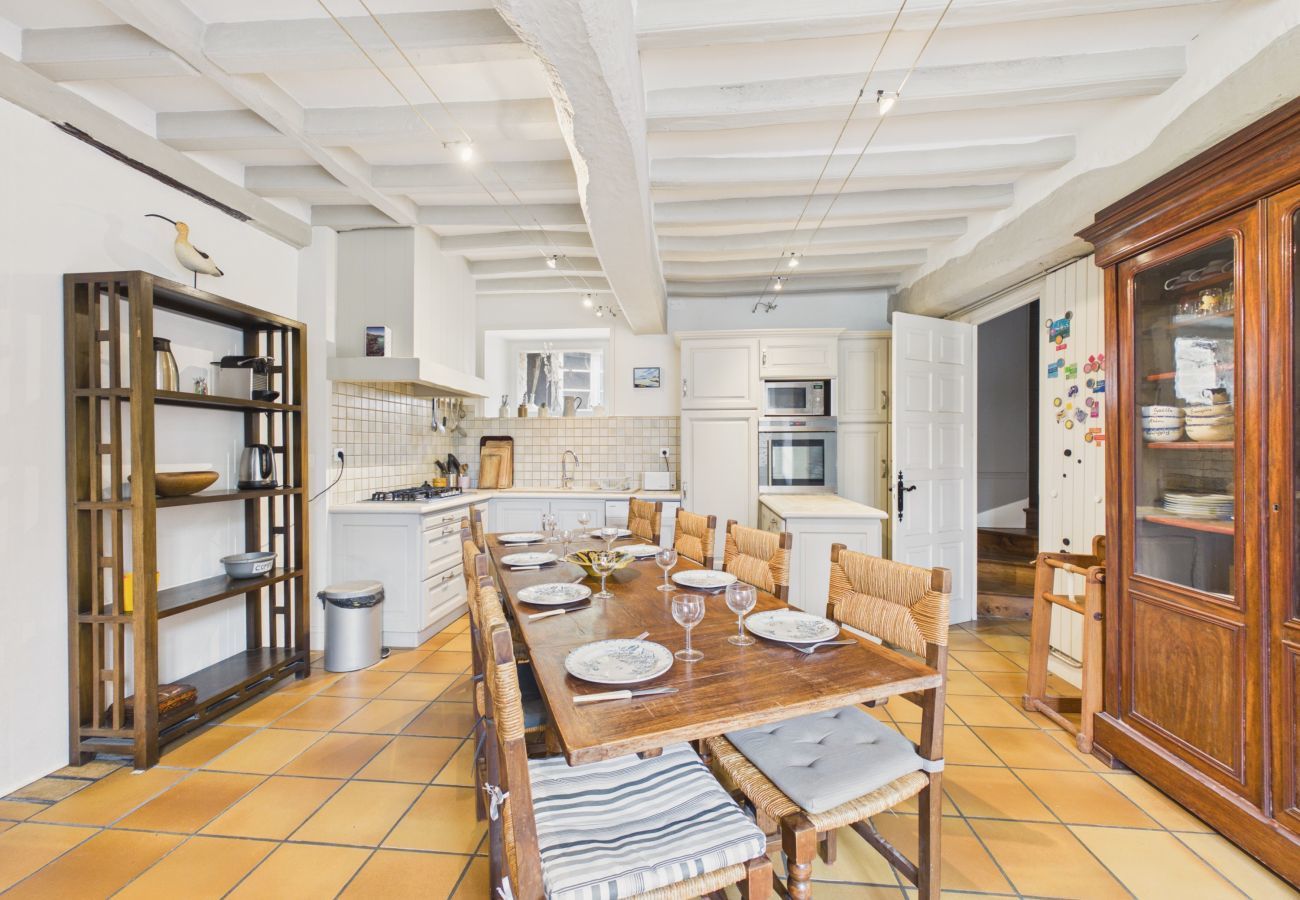 House in Pléneuf-Val-André - Beach 500m away, charming house for 8