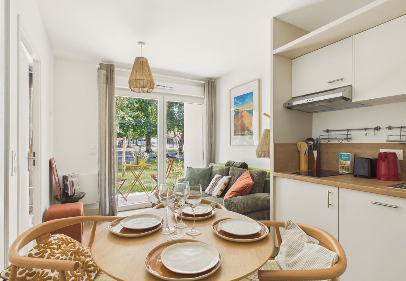 Apartment in Biscarrosse - Twin Fin Apt for 4 - Shared Pool