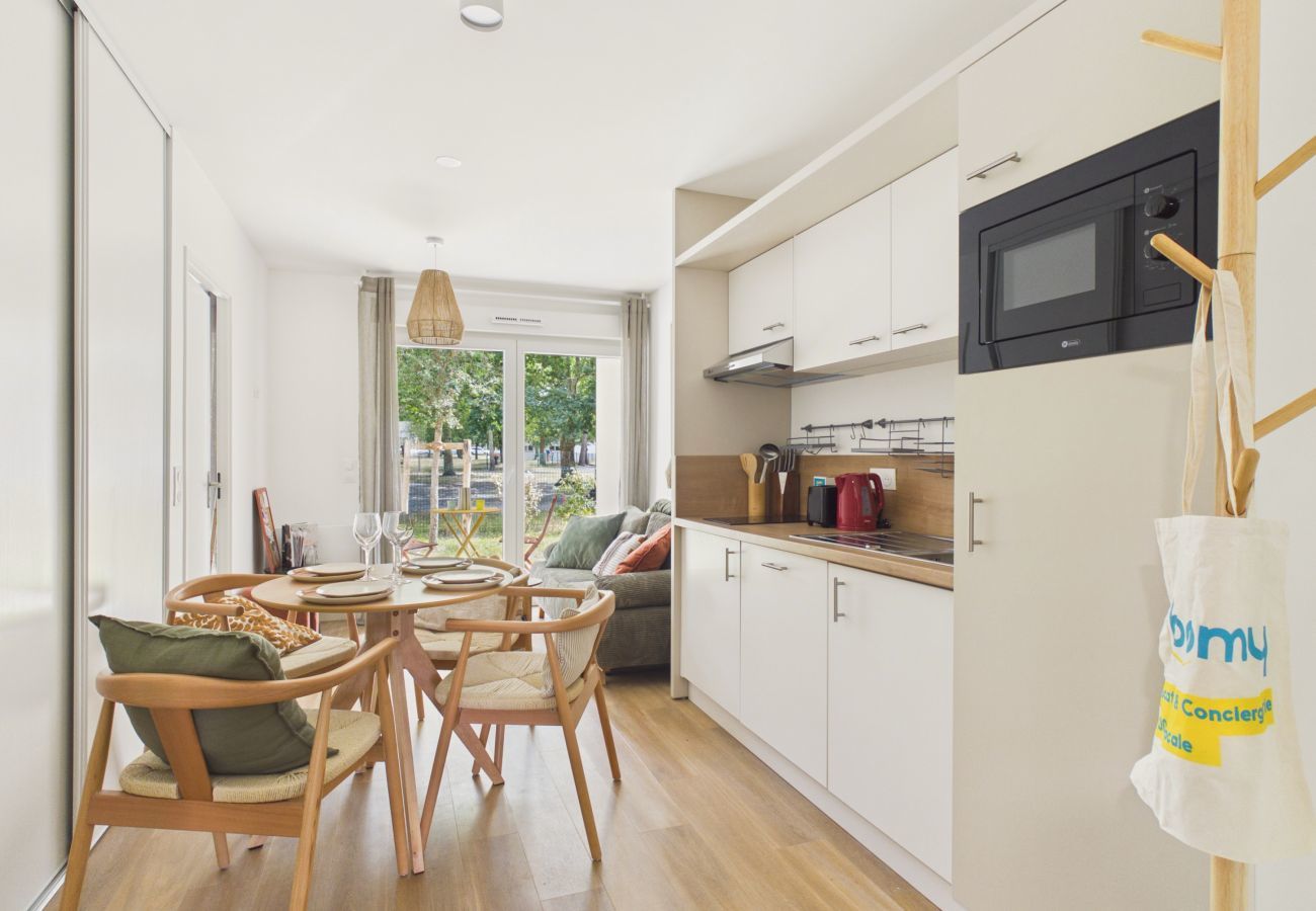 Apartment in Biscarrosse - Twin Fin Apt for 4 - Shared Pool