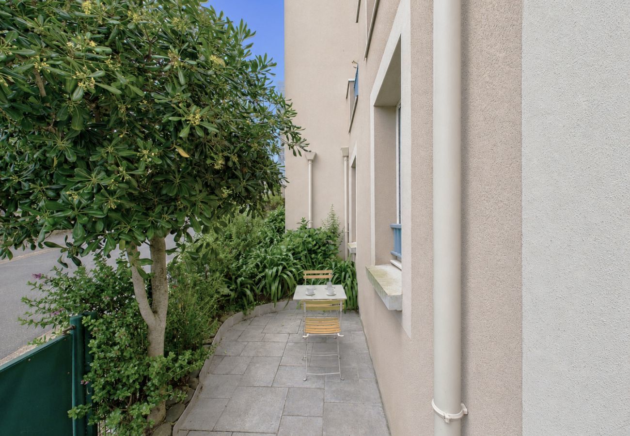 Apartment in Pléneuf-Val-André - Sea view, near beach, lovely flat for 4