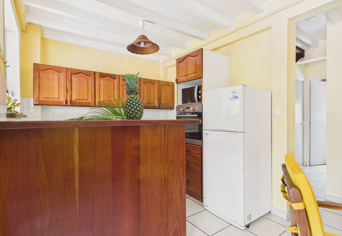 Apartment in Les Anses-d´Arlet - 100 m from the sea – Apartment terrace – Sleeps 5