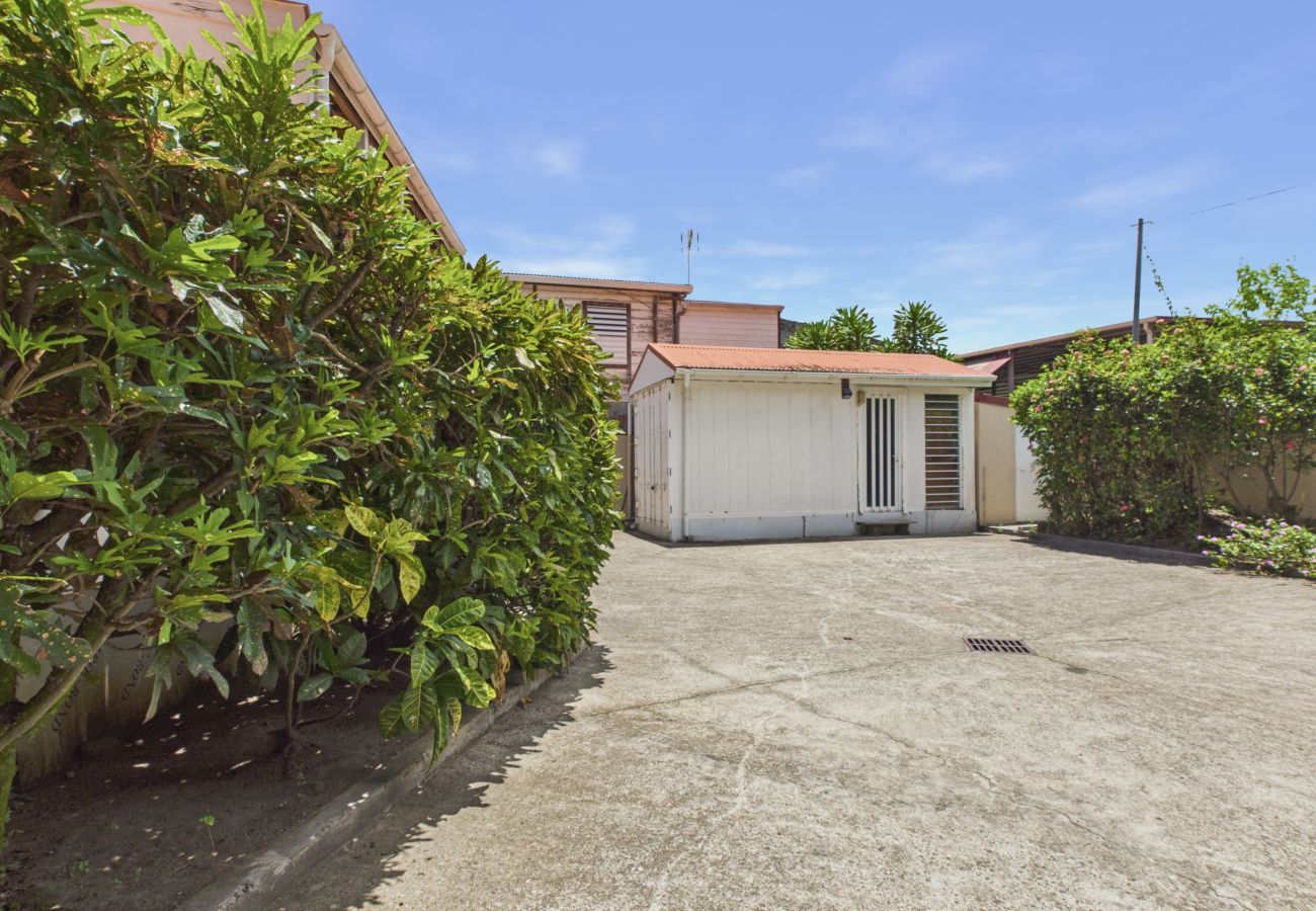 House in Les Anses-d´Arlet - 100 m from beach – Family house for 7 adlts