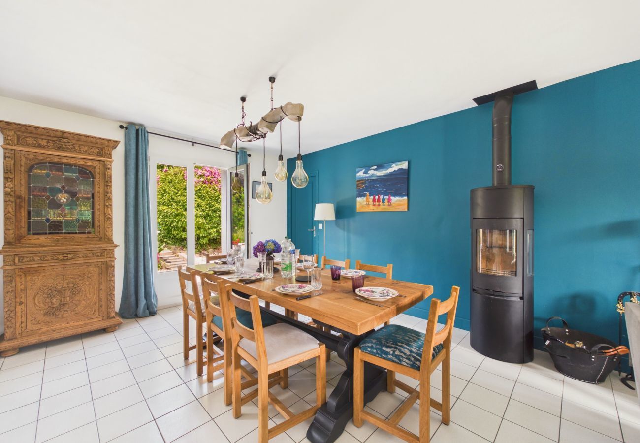 House in Pleuven - House with garden and BBQ – Ideal 8 adlts 2 kids