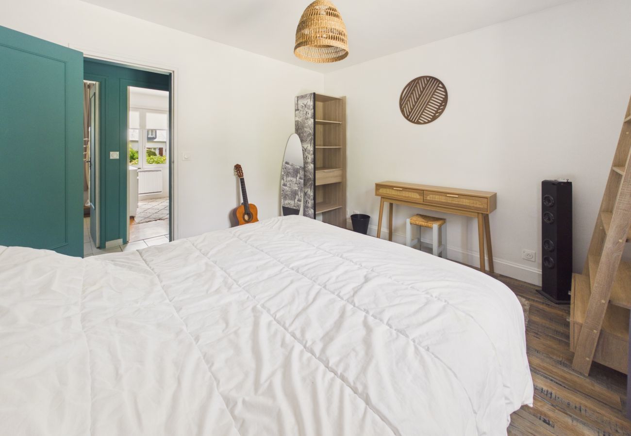 House in Pleuven - House with garden and BBQ – Ideal 8 adlts 2 kids