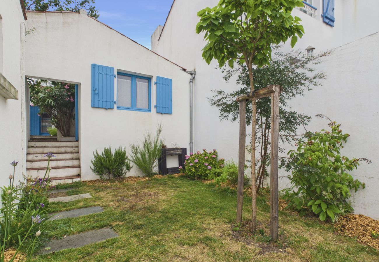 House in Saint-Gilles-Croix-de-Vie - House for 5 with garden, close to the beach