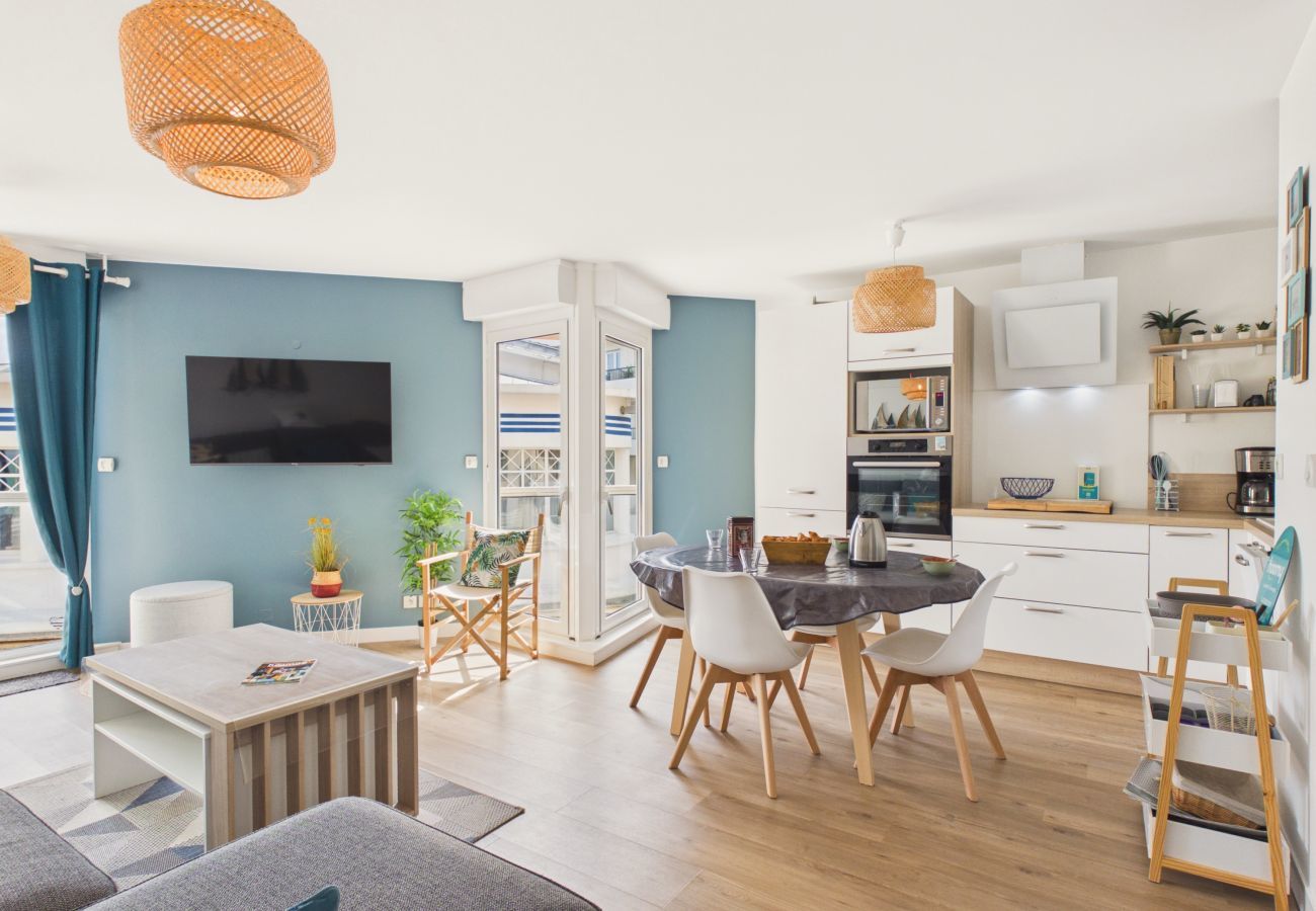 Apartment in Pléneuf-Val-André - Sea view, near beach, flat for 4