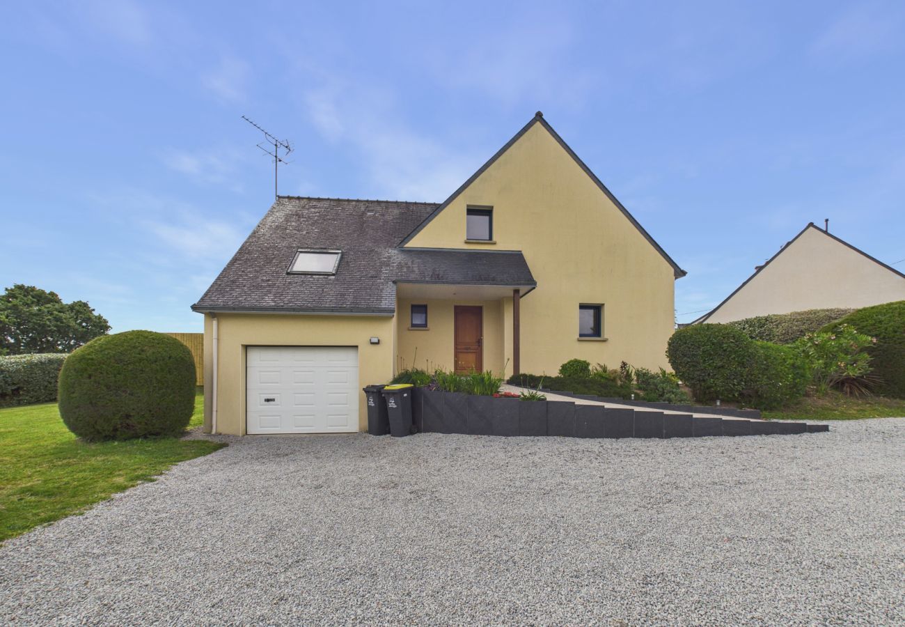 House in Baden - House with large garden and plancha – Sleeps 8