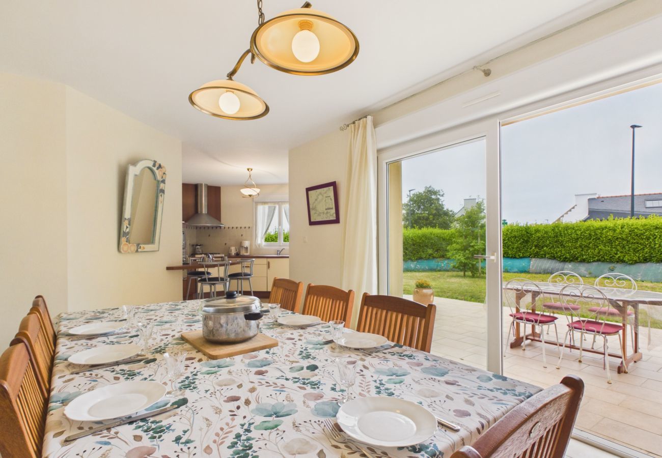 House in Plouguerneau - Near beach, spacious house with garden