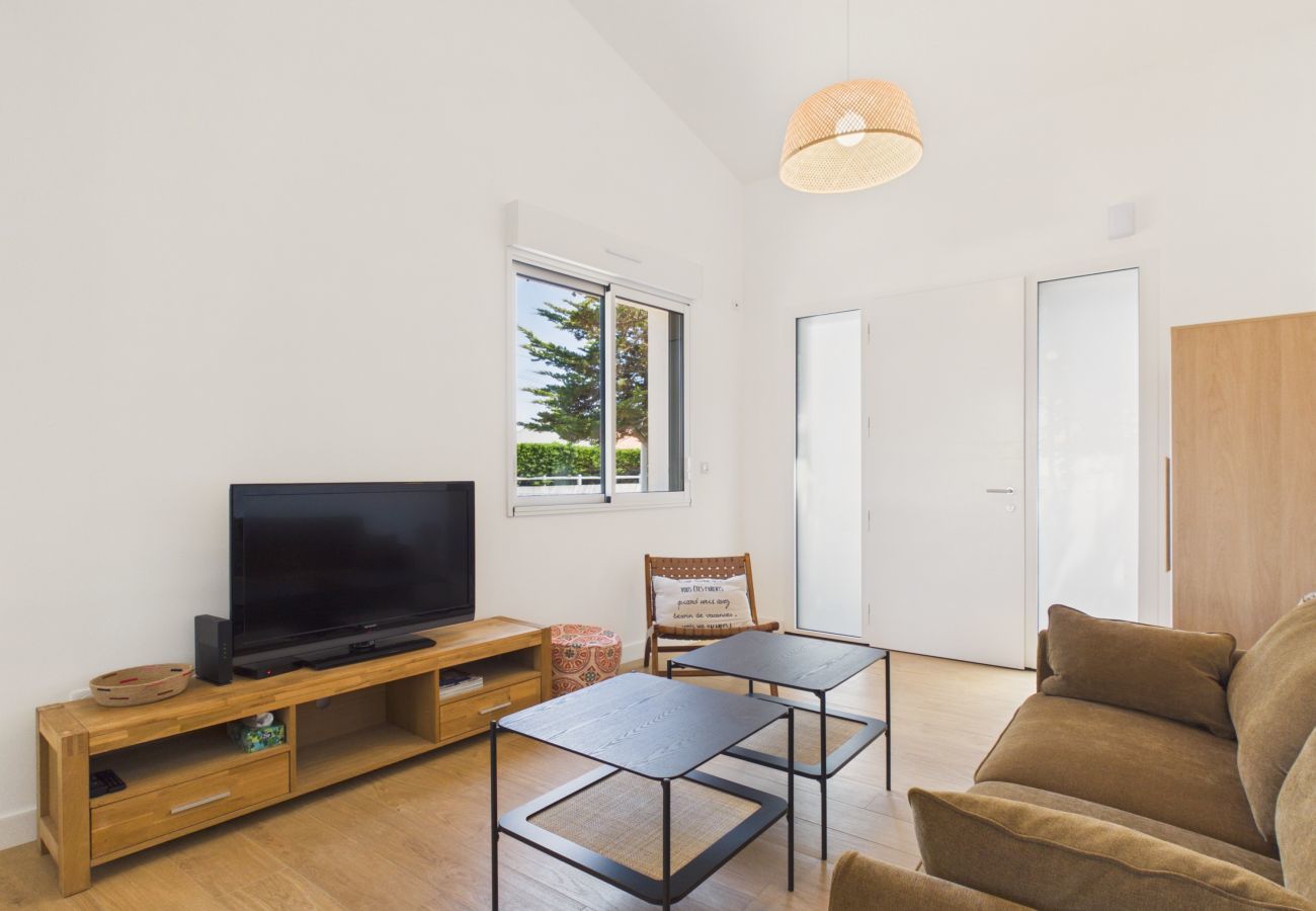 House in Saint-Hilaire-de-Riez - Modern house for 8, garden & griddle