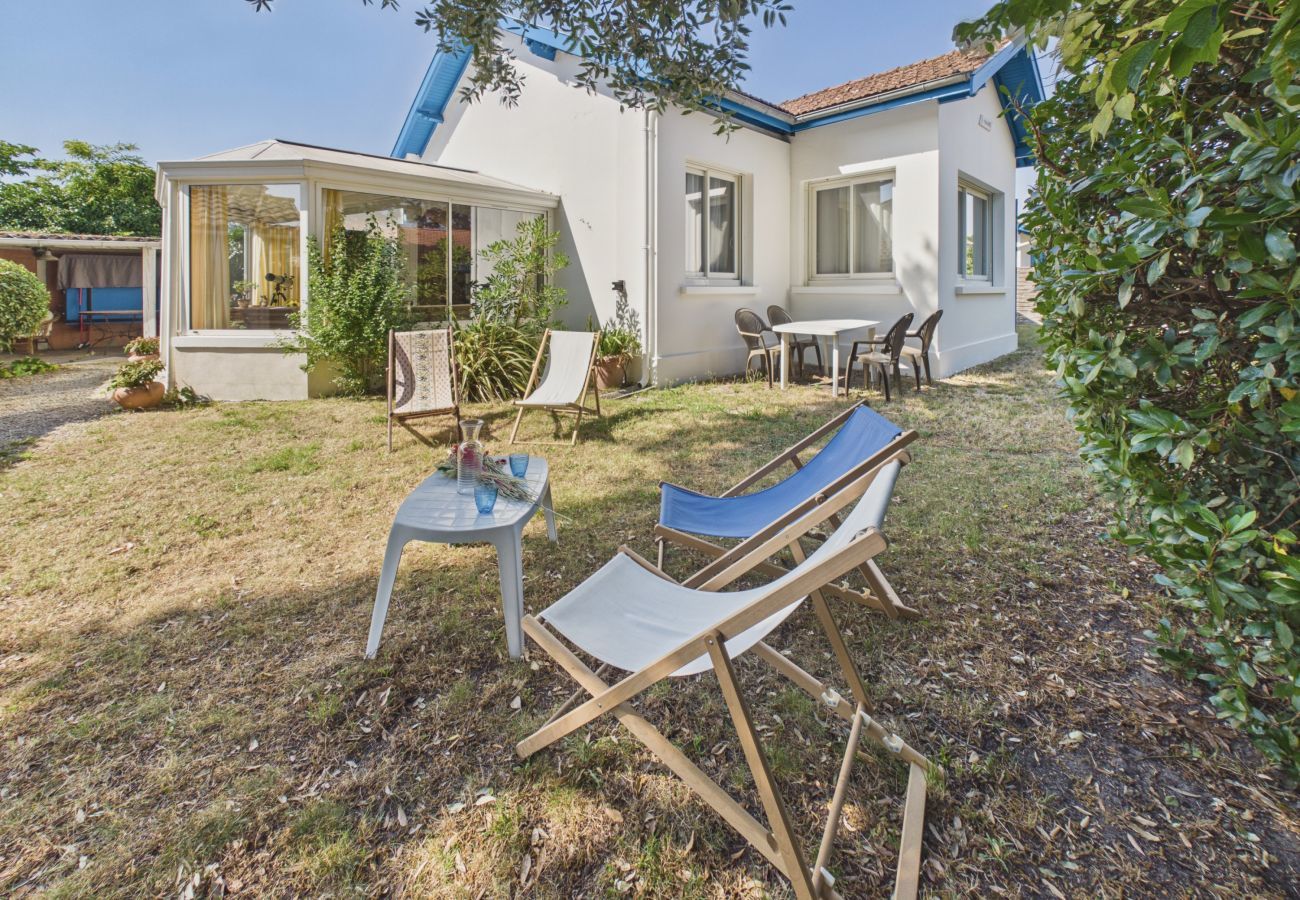 House in Andernos-les-Bains - 150 m from the beach – House for 4, garden and BBQ