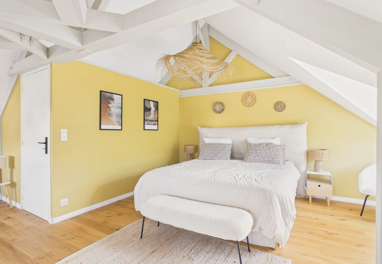 House in Pornichet - Stunning house for 9, garden, walk everywhere