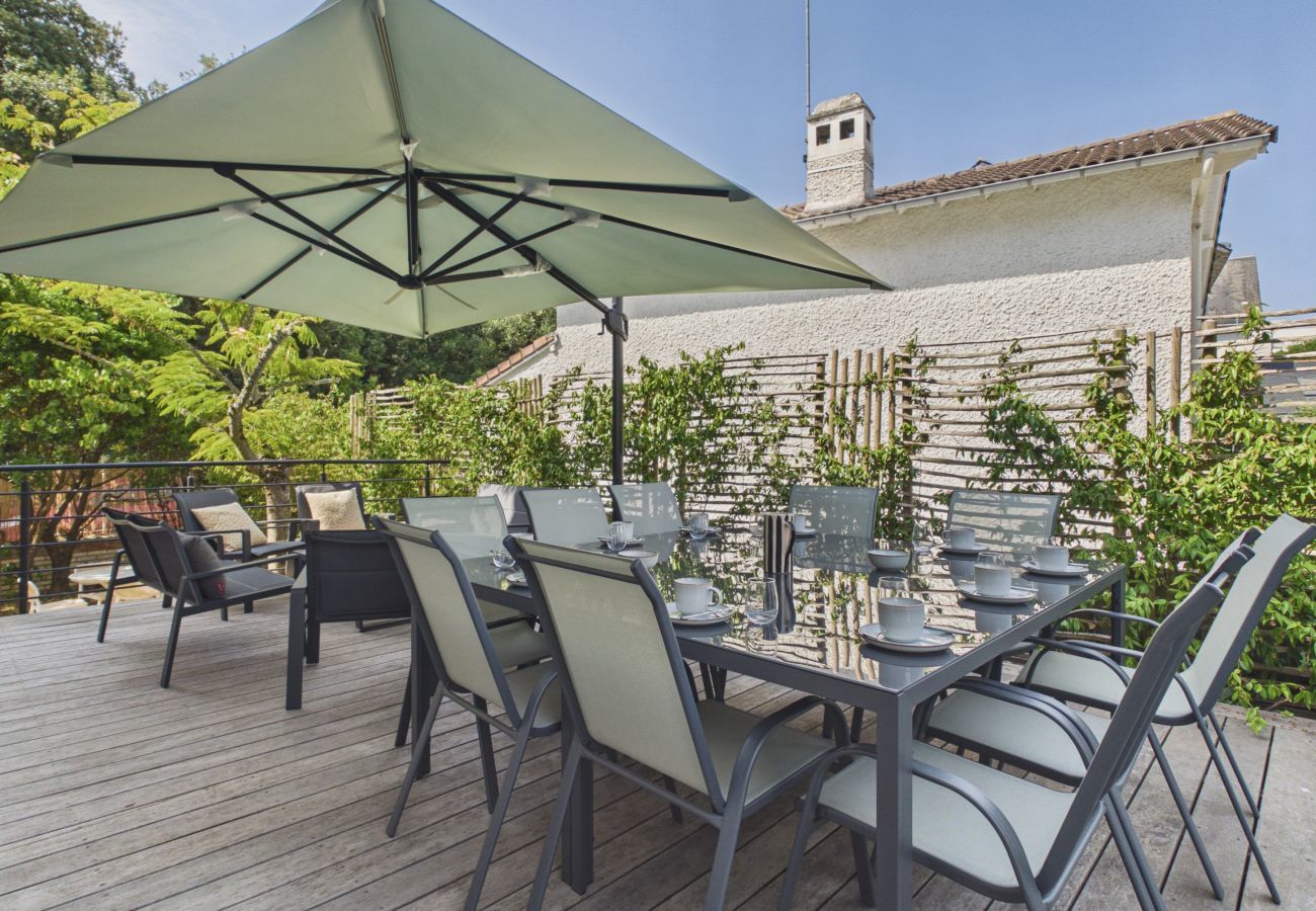 House in Pornichet - Stunning house for 9, garden, walk everywhere
