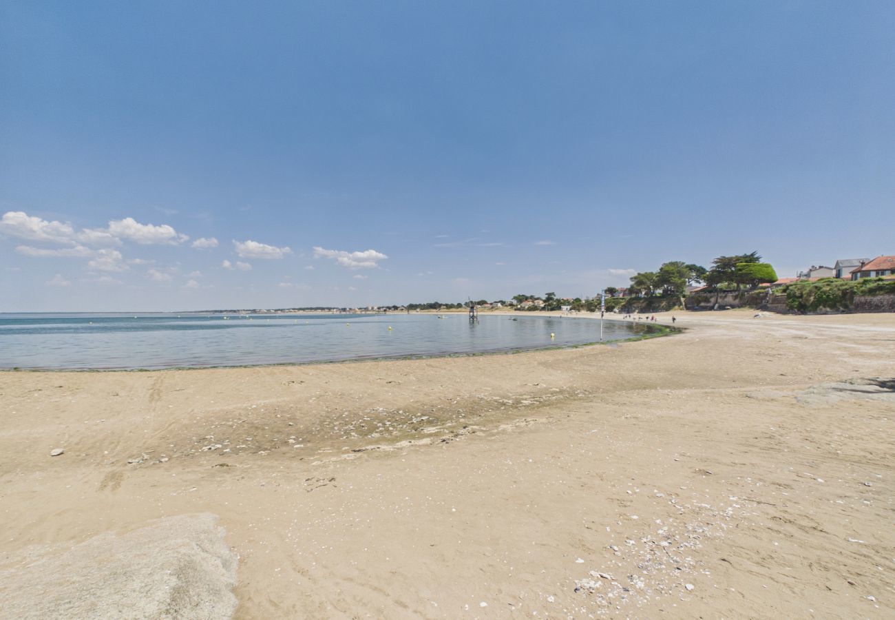 House in La Plaine-sur-Mer - House for 6, garden, 30m from the sea