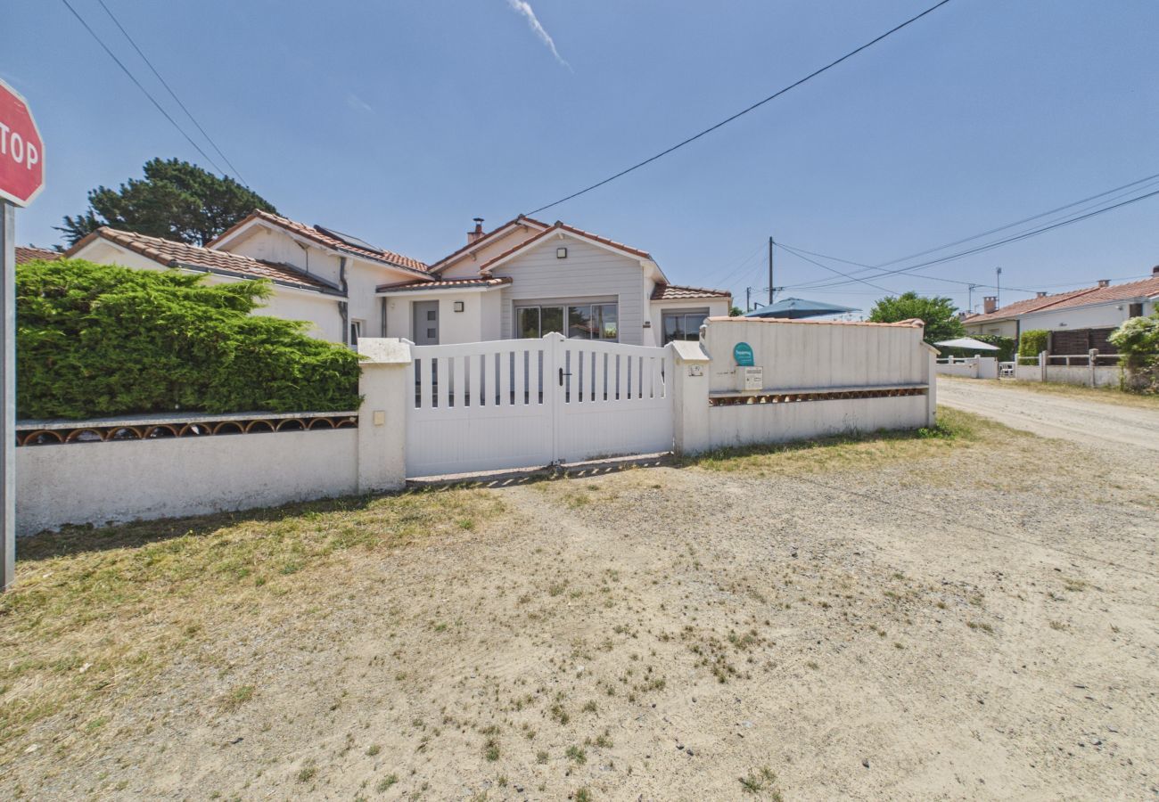 House in La Plaine-sur-Mer - House for 6, garden, 30m from the sea