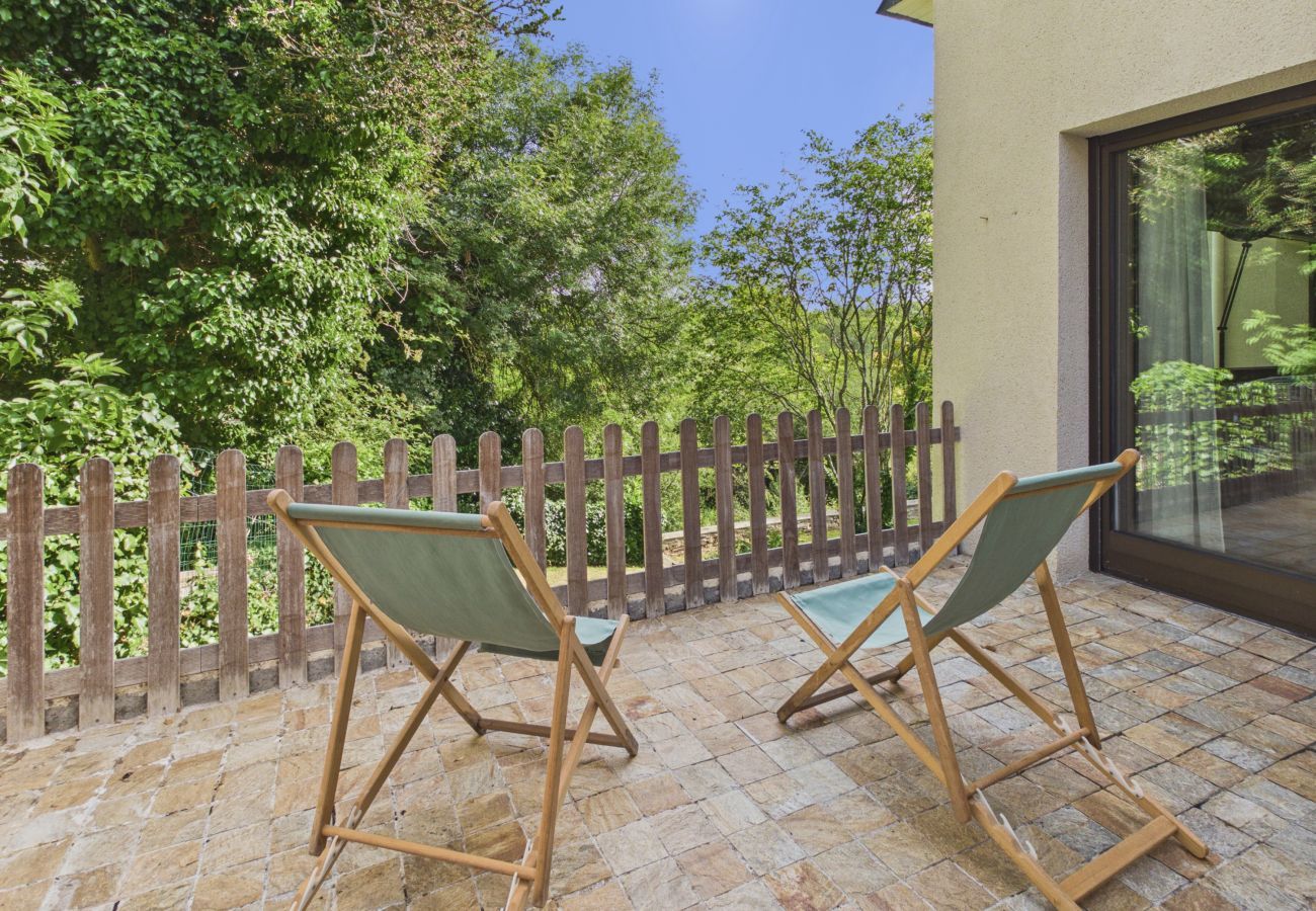 House in Fouesnant - House for 8, fenced garden, terrace & BBQ