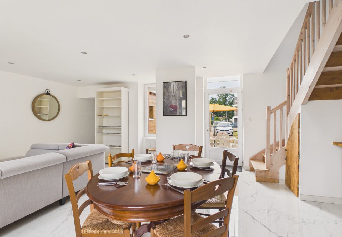 Terraced House in Saint-Brevin-les-Pins - House and garden – Town centre & beach –  5 p