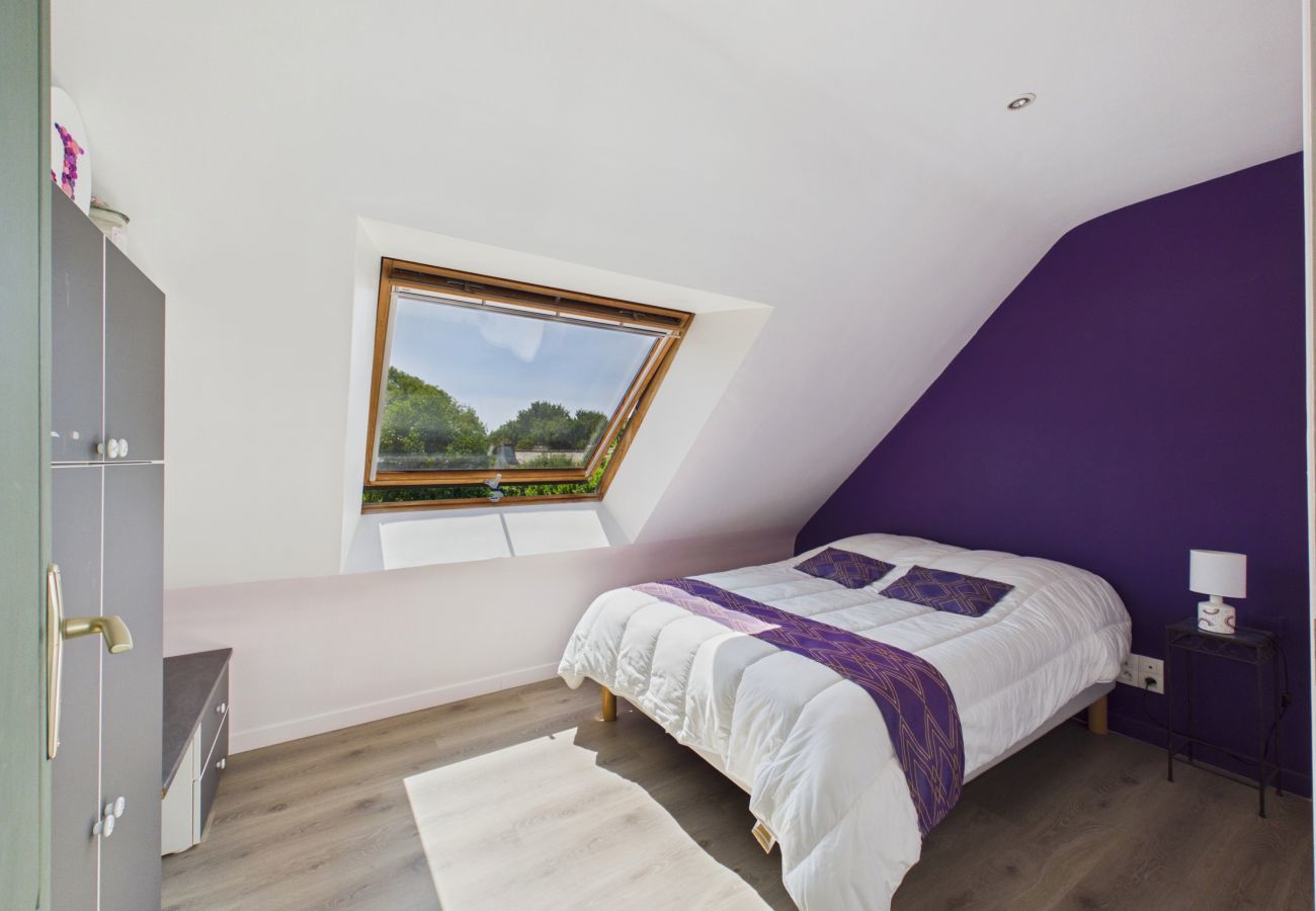 House in Arradon - 7-person house with heated pool in Arradon