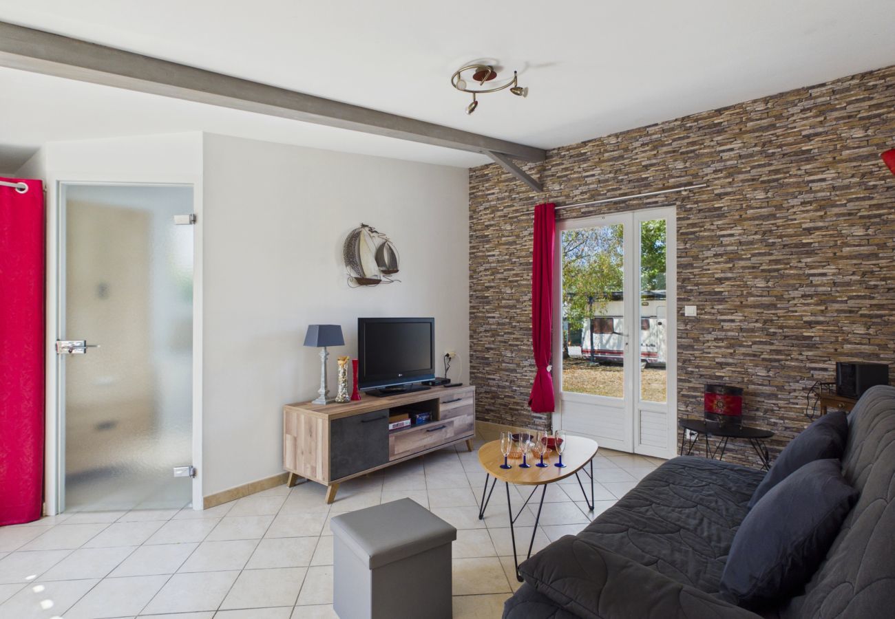 House in La Plaine-sur-Mer - House for 3 near the beach, garden & bbq