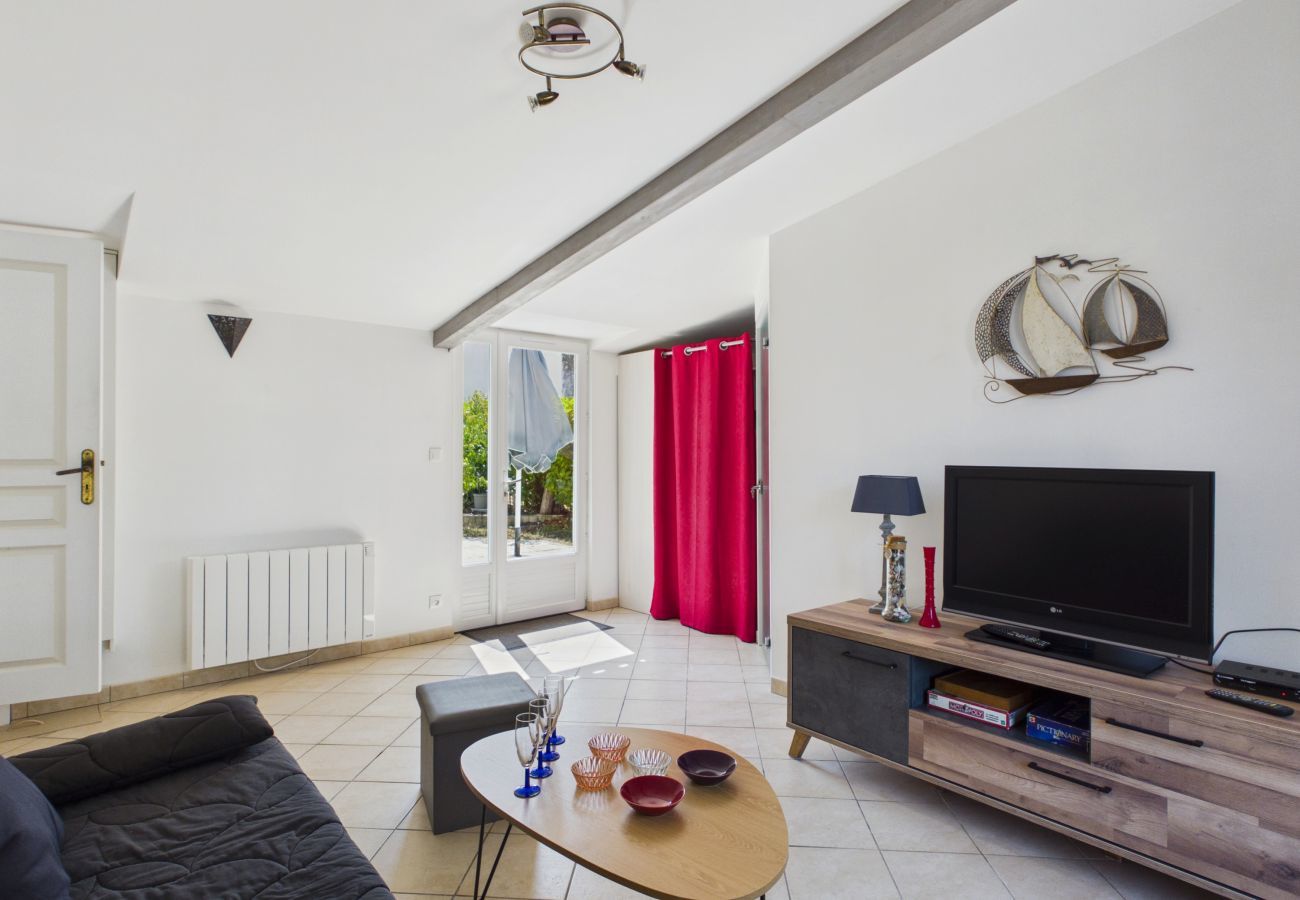 House in La Plaine-sur-Mer - House for 3 near the beach, garden & bbq
