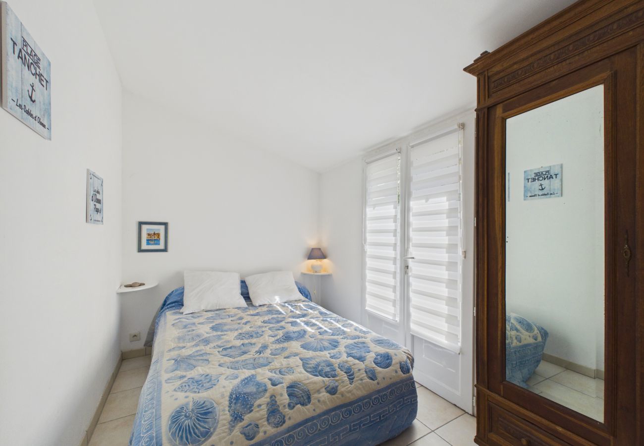 House in Les Sables-d´Olonne - 350 m from the Main Beach - House 4 adt/ 2 chd
