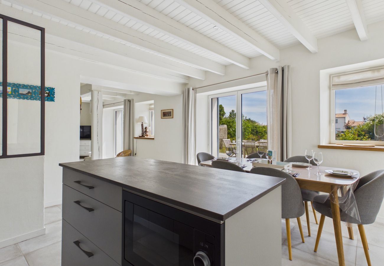 House in Noirmoutier-en-l´Ile - House for 8 with garden, 200m from the beach