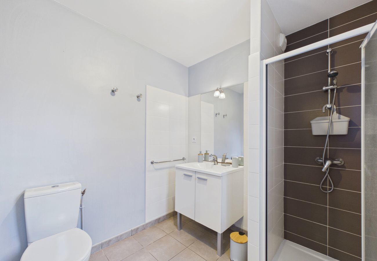 Apartment in Les Sables-d´Olonne - Apartment for 2 adults/2 kids near Grande Plage