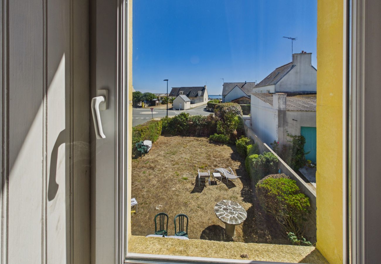 House in Penmarch - 140 m from sea, house & garden 4 adults/1 child