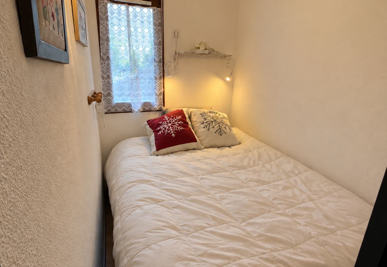 Apartment in Le Dévoluy - Facing the slopes, 6-person apartment with terrace