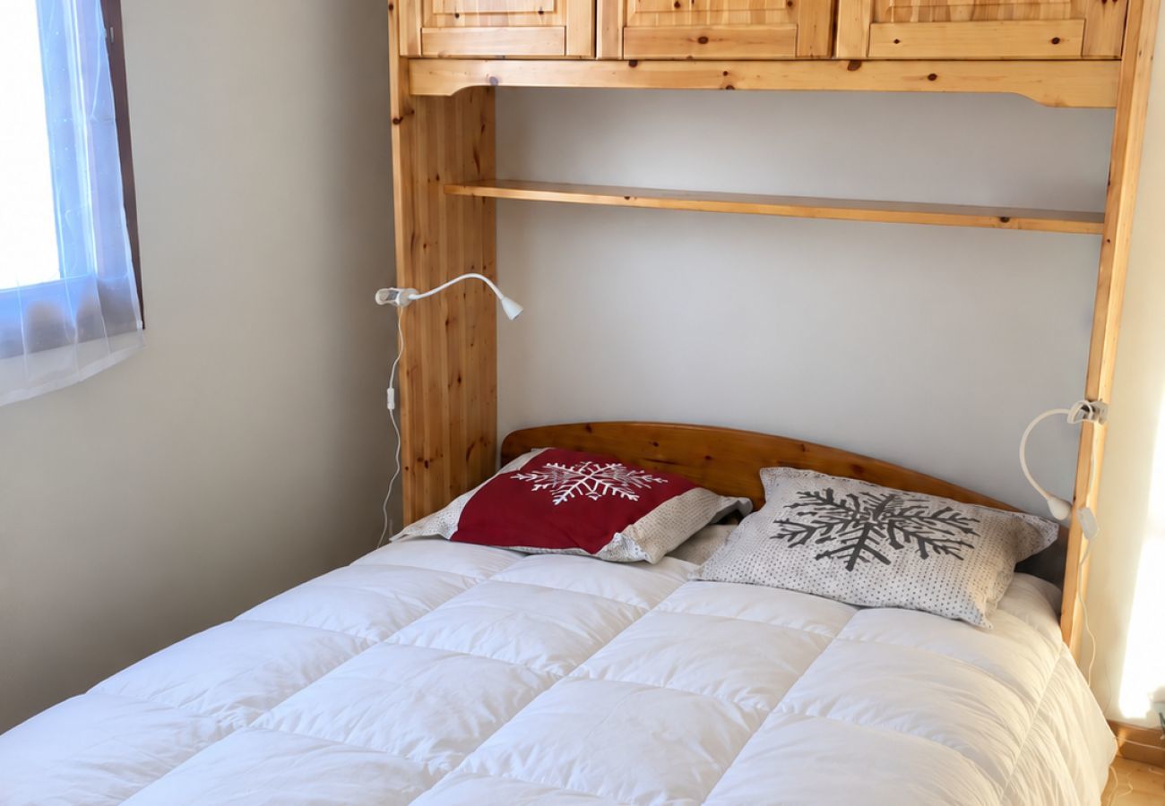 Apartment in Le Dévoluy - Facing the slopes, 6-person apartment with terrace