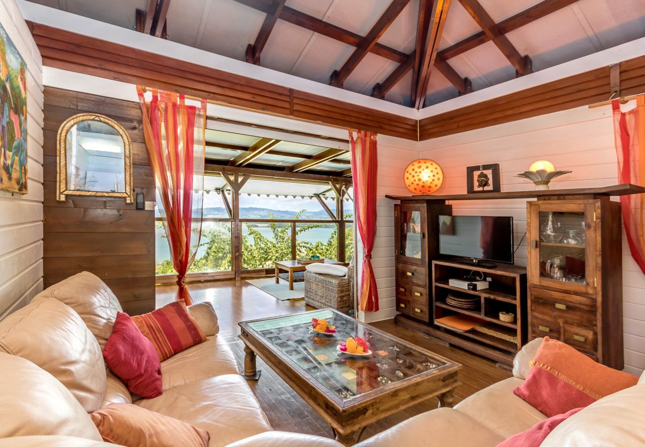 Villa in La Trinité - Sea-view villa in Tartane, sleeps 8 & spa