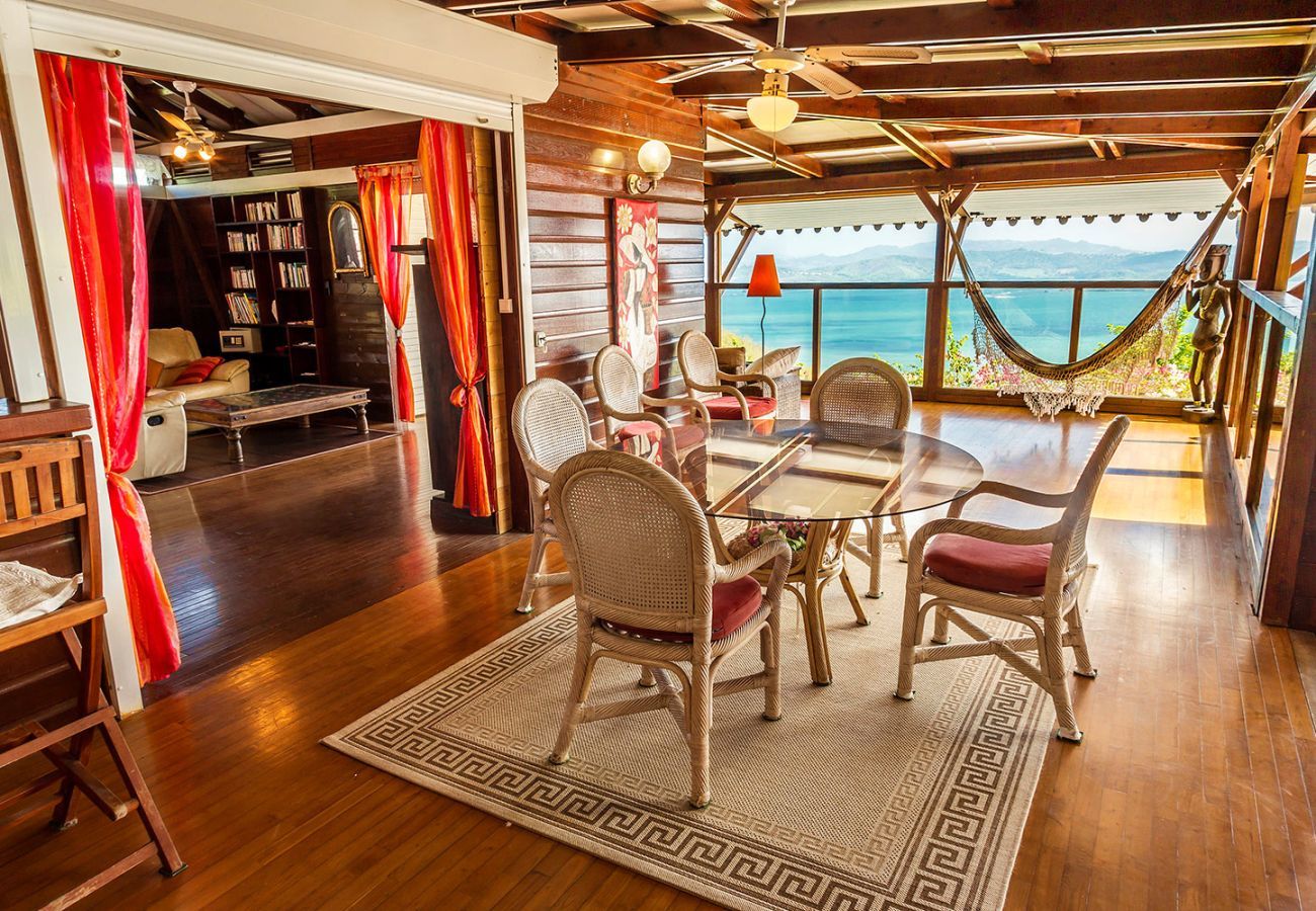 Villa in La Trinité - Sea-view villa in Tartane, sleeps 8 & spa