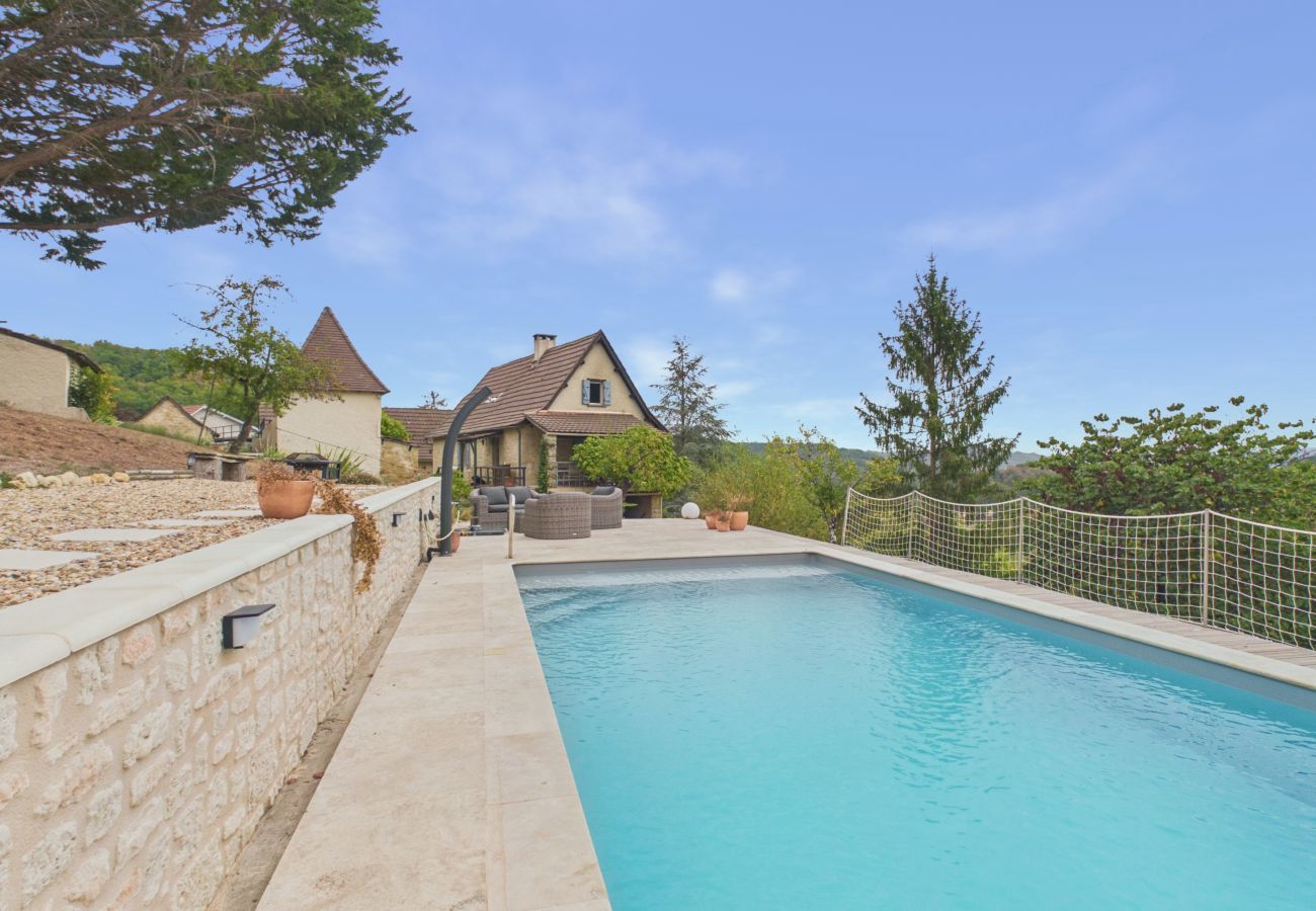 House in La Bachellerie - House for 8 with heated pool