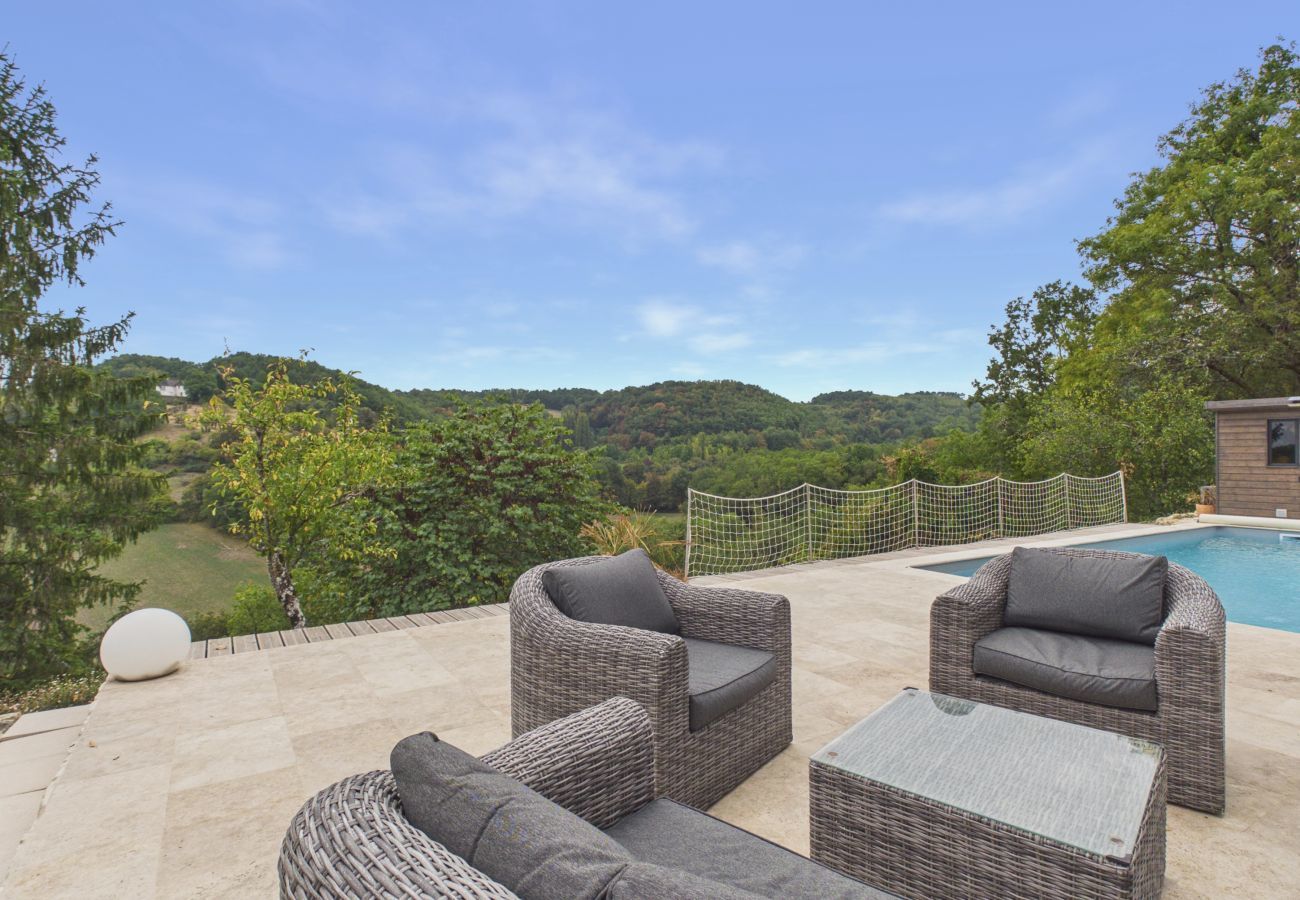 House in La Bachellerie - House for 8 with heated pool