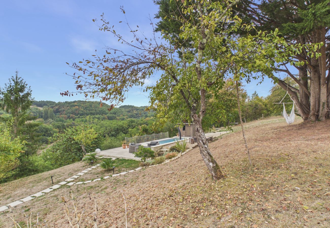 House in La Bachellerie - House for 8 with heated pool