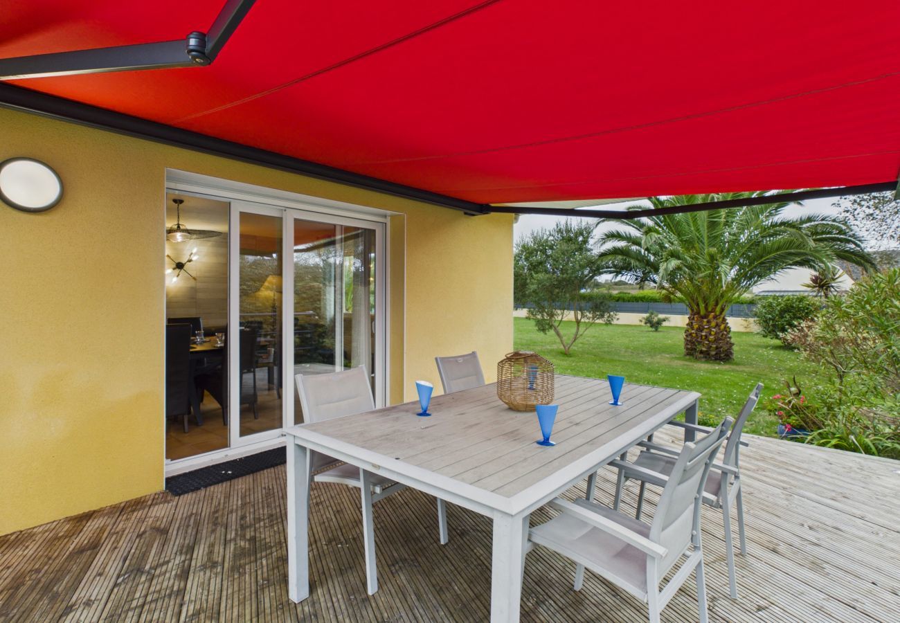 House in Plouguerneau - Beach 200 m away, house for 7 with garden