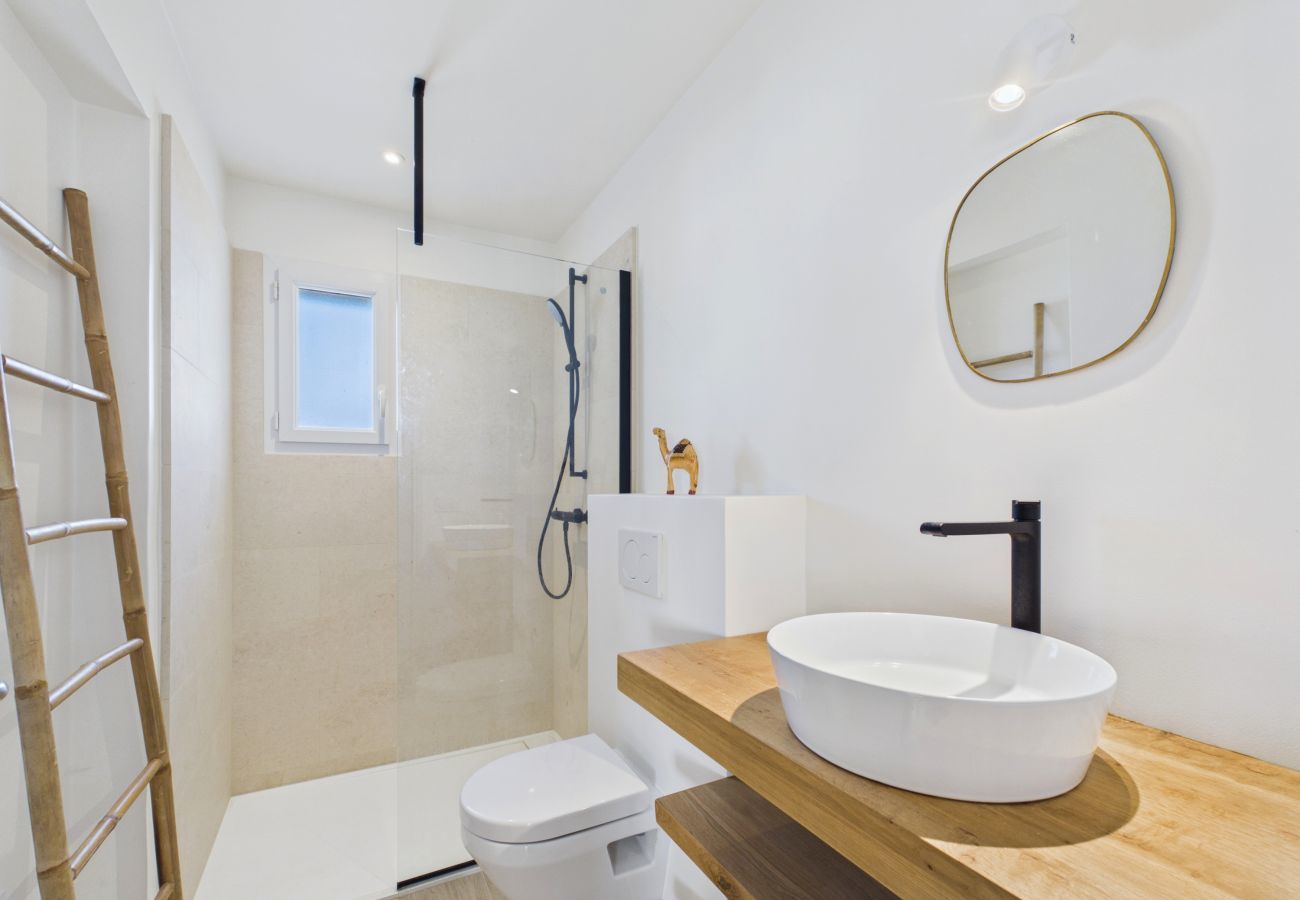 House in Saint-Clément-des-Baleines - Comfortable House & Garden for 6, Walkable