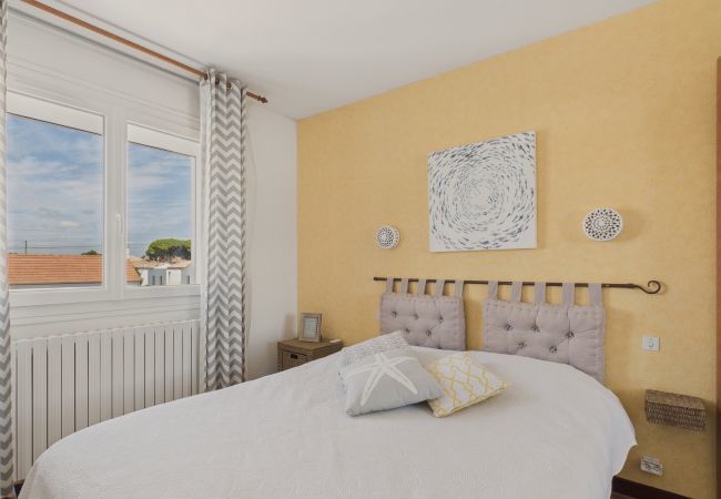 Casa en Saint-Gilles-Croix-de-Vie - Una gran casa para 10 cerca del mar Casa en Saint-Gilles-Croix-de-Vie - Una gran casa para 10 cerca del mar