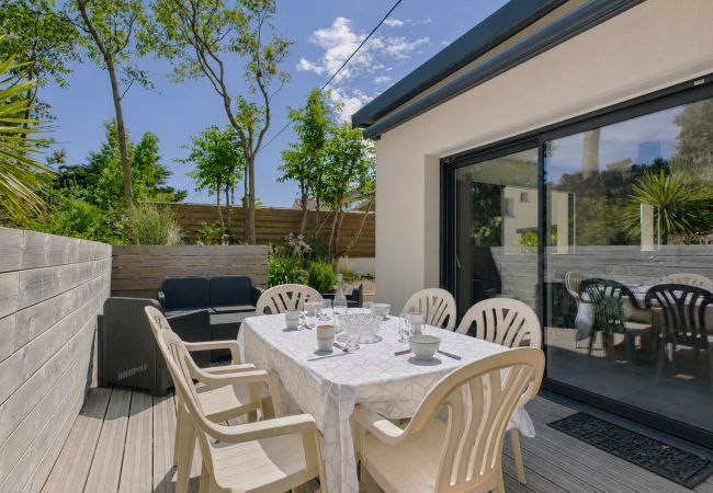 Casa en Saint-Michel-Chef-Chef - Casa reciente junto al mar - a 15 m de la playa