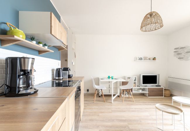 Apartamento en Saint-Gilles-Croix-de-Vie - Frente al mar y vistas al océano - Estancia para 4 Apartamento en Saint-Gilles-Croix-de-Vie - Frente al mar y vistas al océano - Estancia para 4