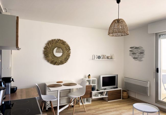 Apartamento en Saint-Gilles-Croix-de-Vie - Frente al mar y vistas al océano - Estancia para 4 Apartamento en Saint-Gilles-Croix-de-Vie - Frente al mar y vistas al océano - Estancia para 4